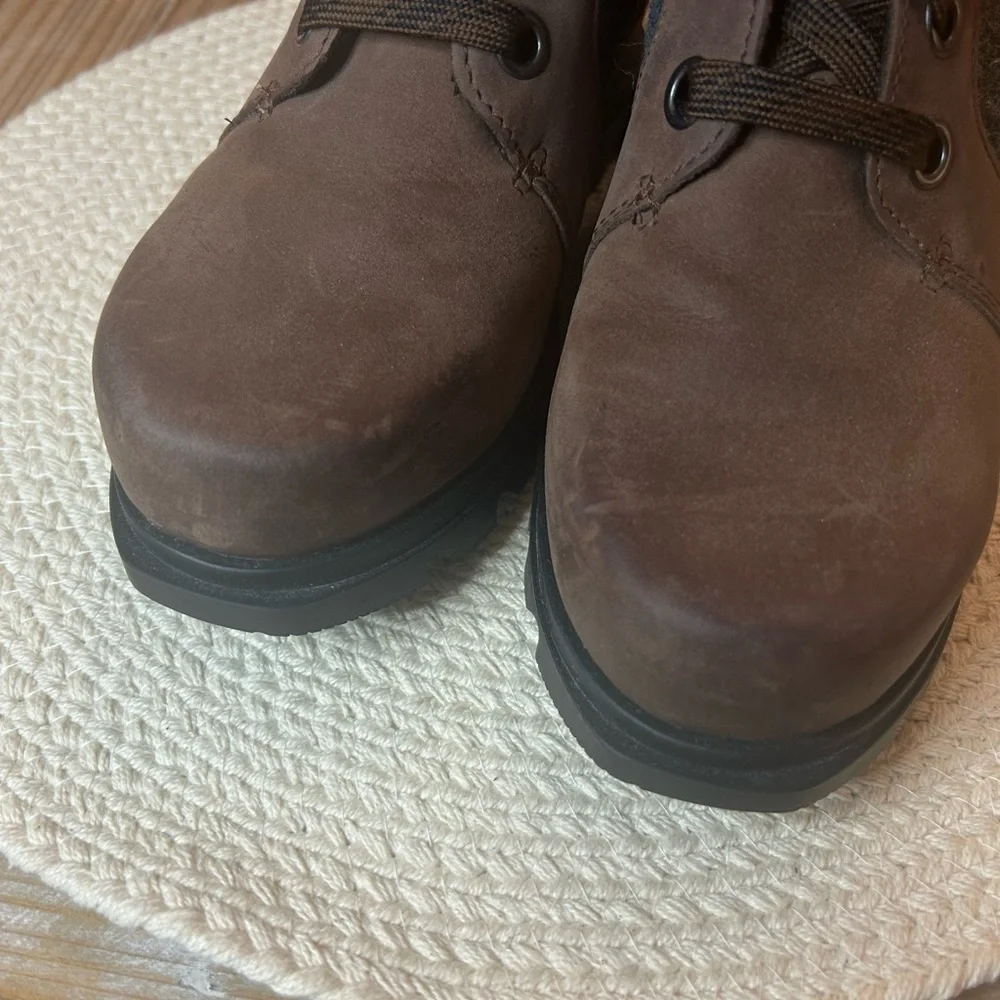 Sorel Women's Joan of Arctic Wedge III Lexie boot in Tobacco/Black - Picture 5 of 7